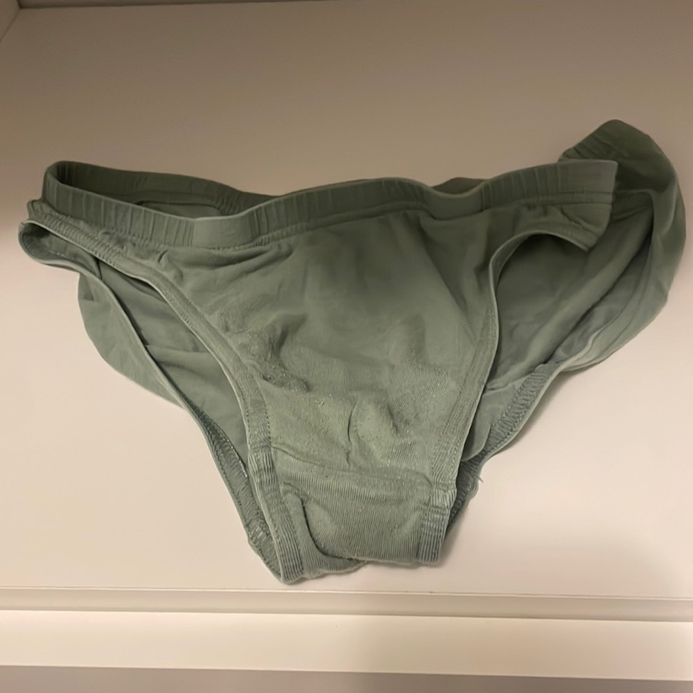 Green briefs